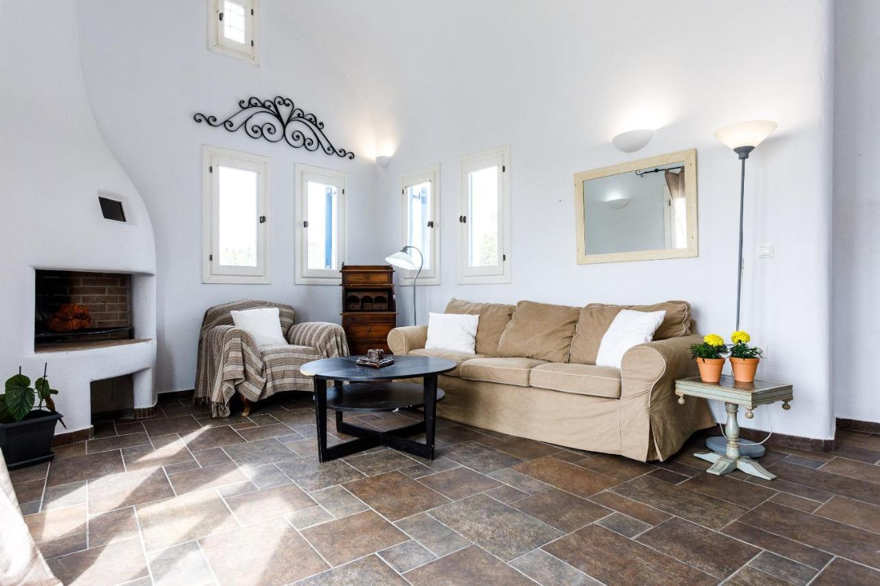 Akrotírion Arcana Santorini Villas, An Authentic Cycladic Experience מראה חיצוני תמונה