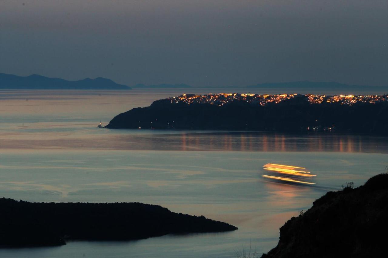Akrotírion Arcana Santorini Villas, An Authentic Cycladic Experience מראה חיצוני תמונה